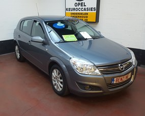 Opel Astra automaat