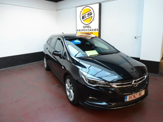 Opel Astra Sports Tourer