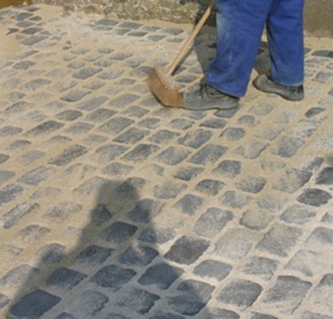 Voegen en onderhoud van kasseien: alles wat je moet weten